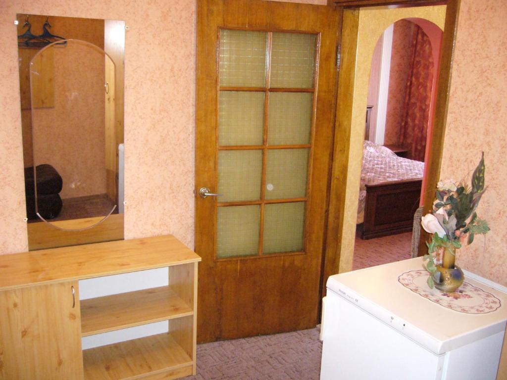 Hotel Profspilkovyi Lutsk Ruang foto