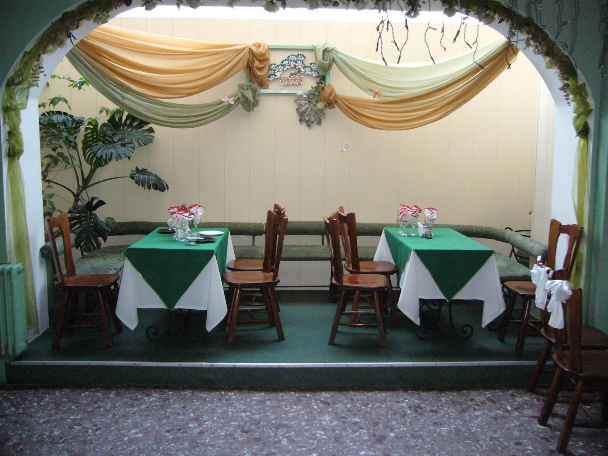 Hotel Profspilkovyi Lutsk Bagian luar foto